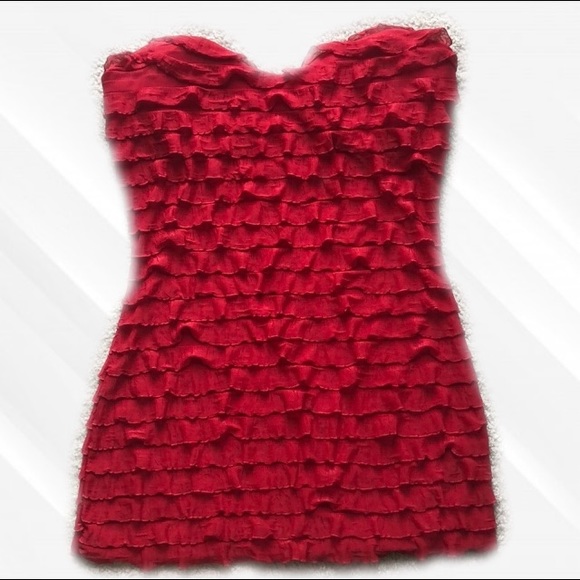4/$12 Red Charlotte Russe Strapless Top - Picture 2 of 6